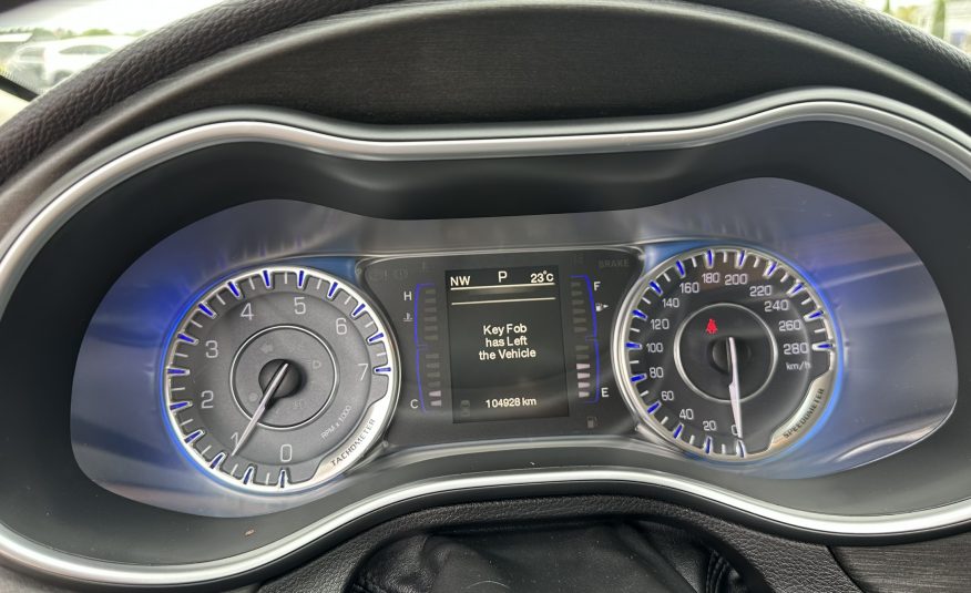 CHRYSLER 200