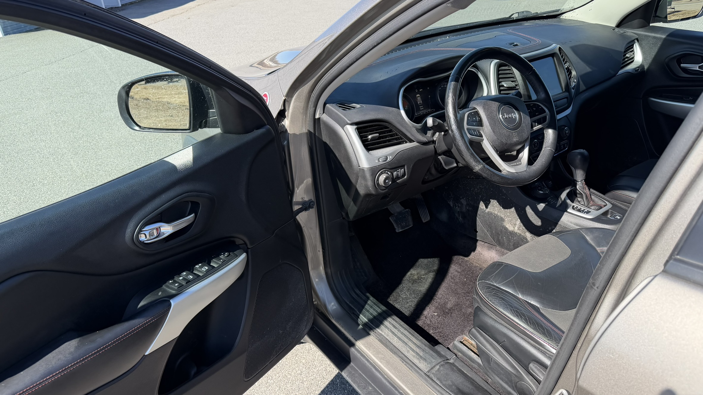 JEEP CHEROKEE TRAILHAWK