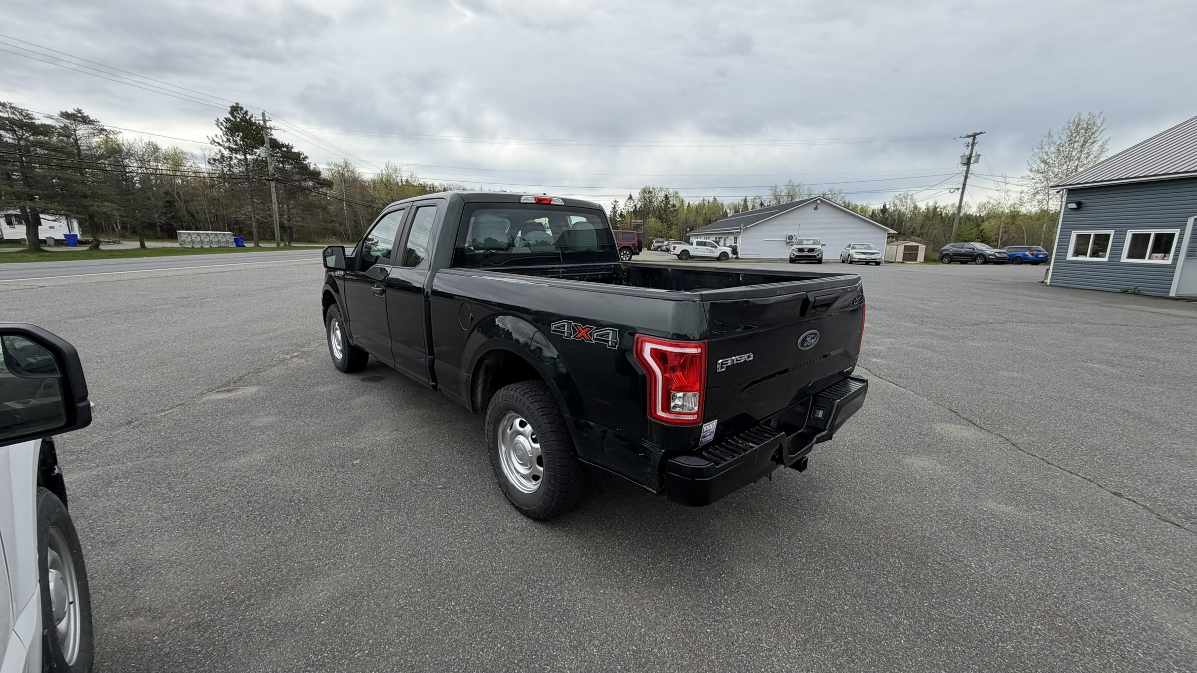 Ford F-150 XL Super Cab