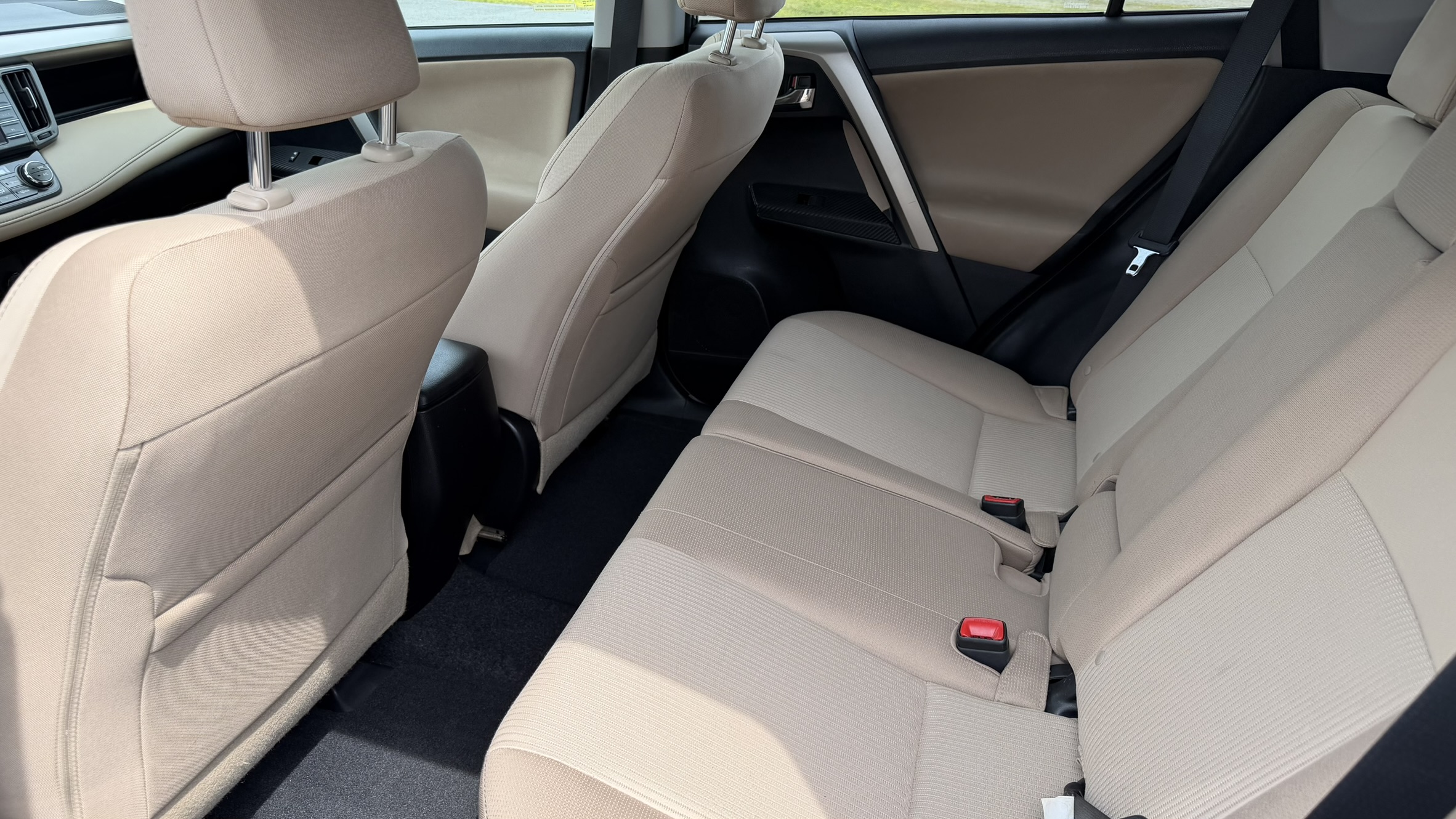 TOYOTA RAV4 XLE