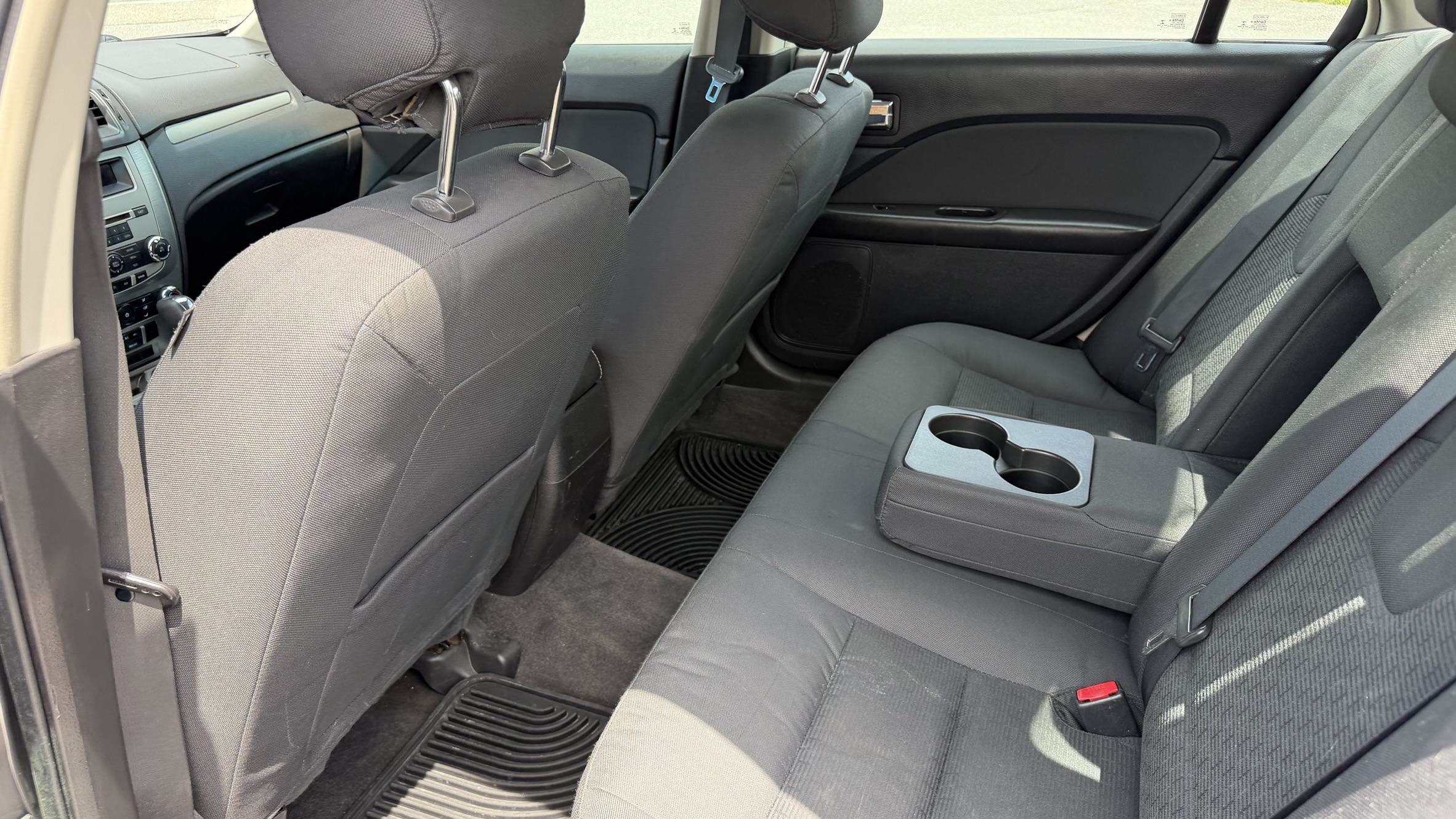 Ford Fusion SE FWD