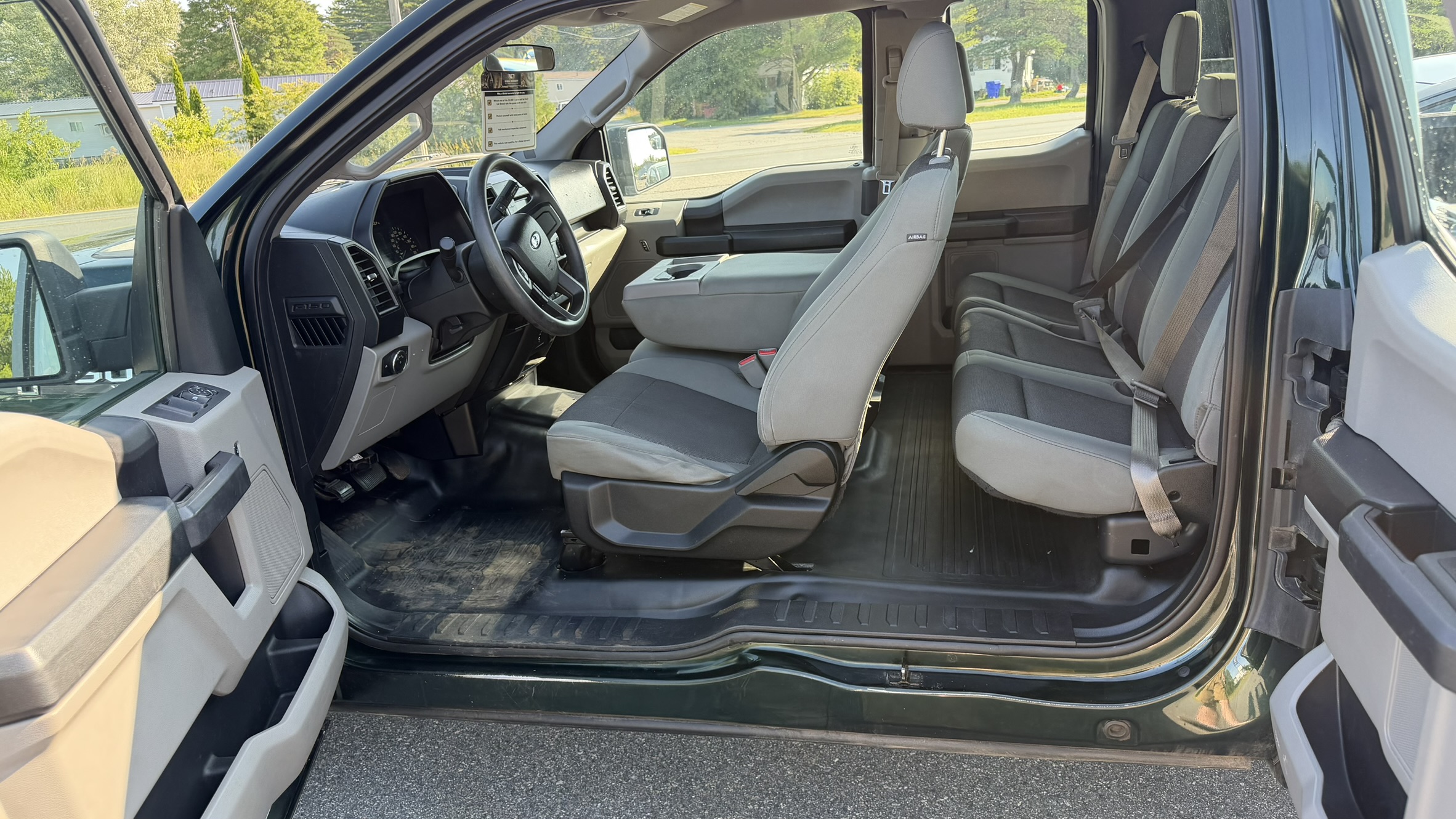 Ford F150 XL Super Cab 2WD